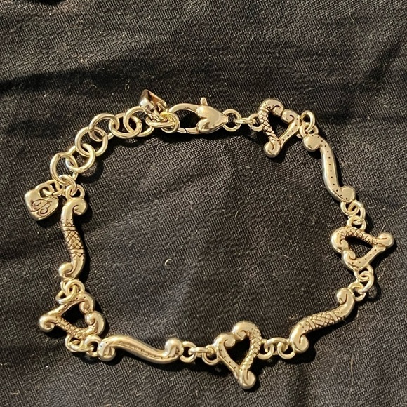 Brighton Jewelry - Brighton Vintage Statement Tuscan Etched Silver Heart Pendant Links Bracelet